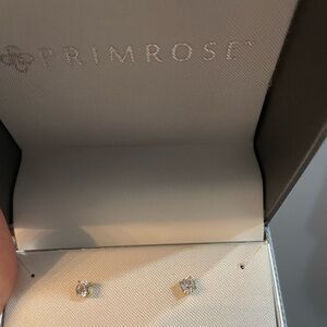 Primrose Gold Stud Earring and pendant set